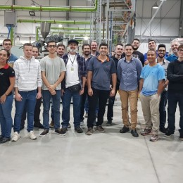 Visita de instituição de ensino